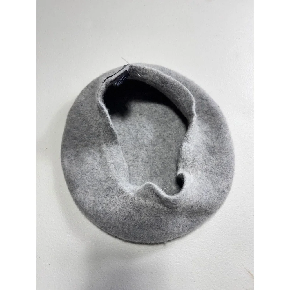 David and‎ Young Wool Beret Hat Womens Gray Classic French Style